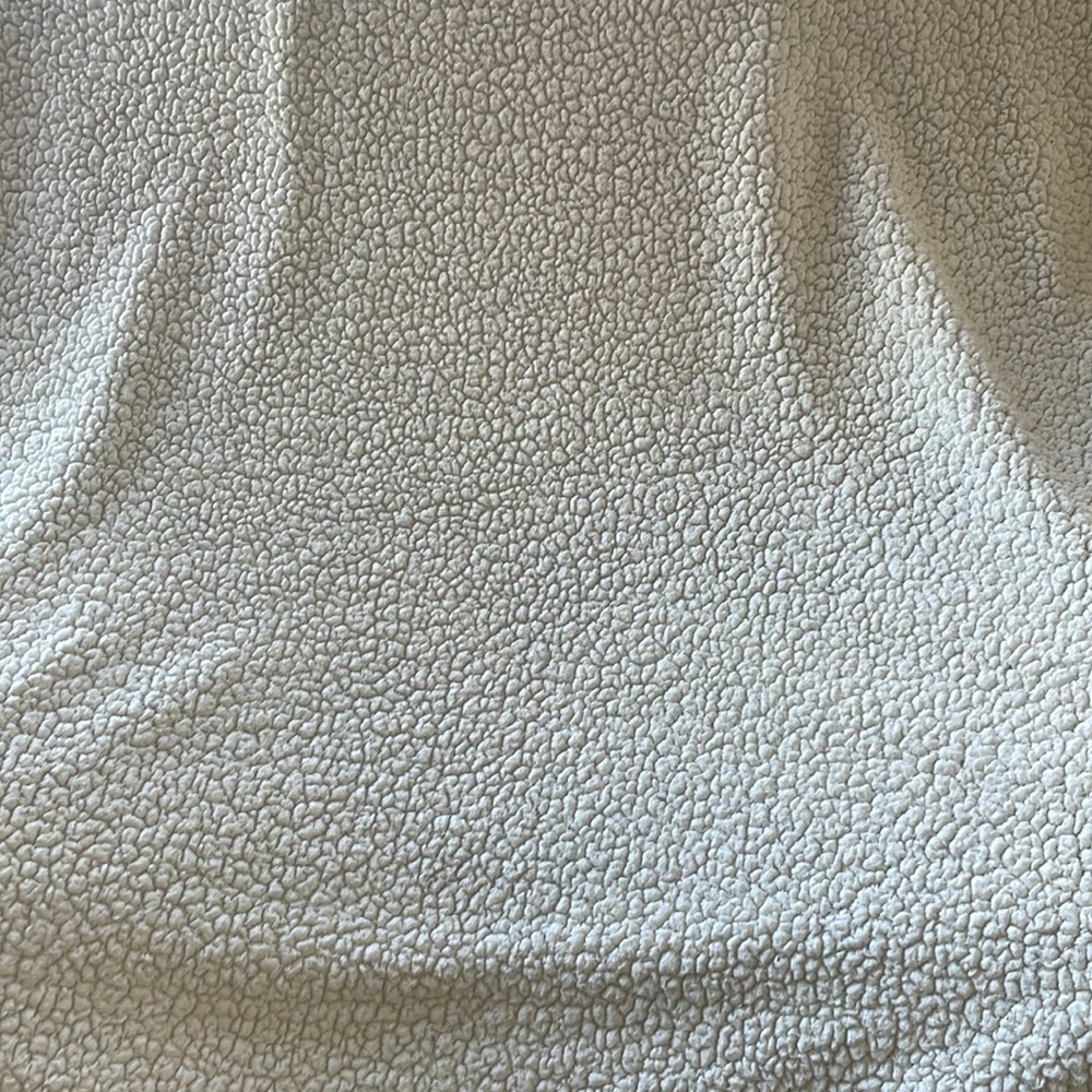 Chevron print throw - Picture 2 of 2